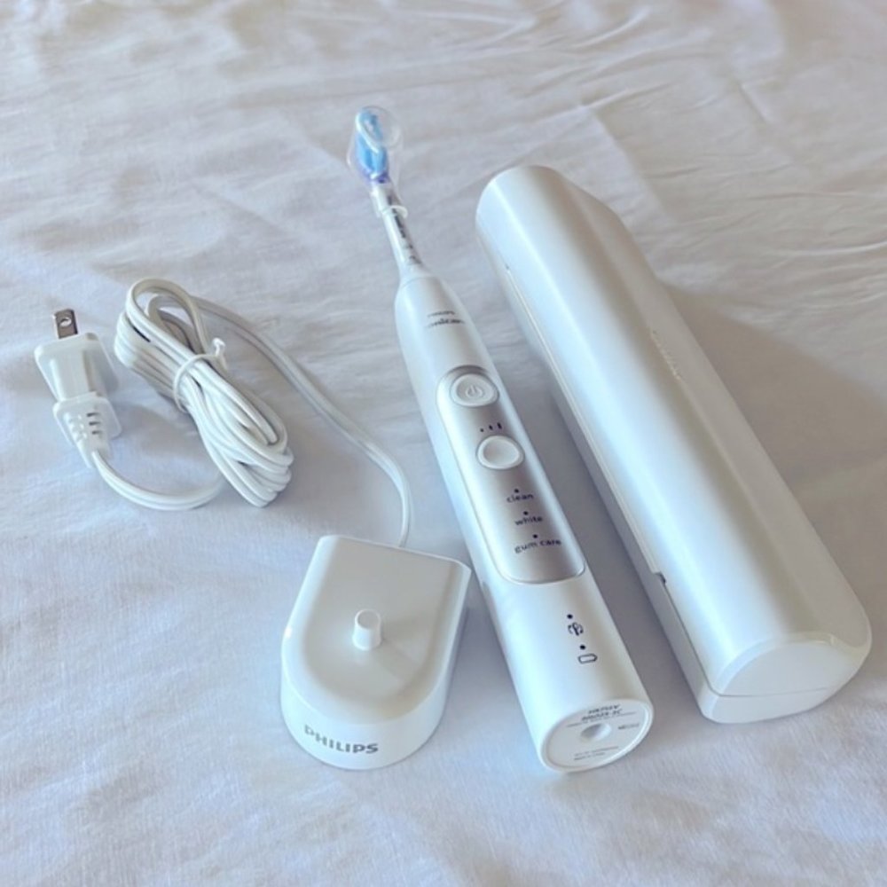 Philips Sonicare Expert Clean Rechargeable Electric Power Toothbrush